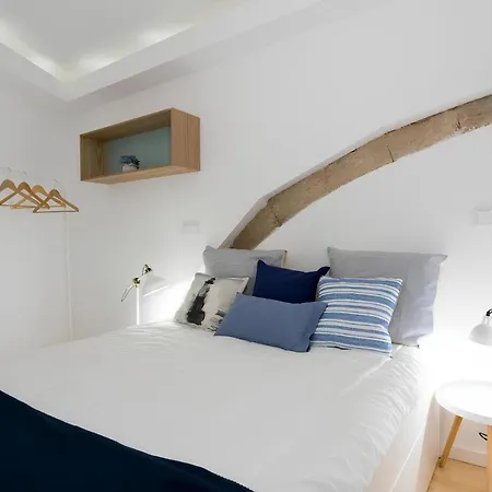 Casa Do Castelo 1- Work Or Relax In The Historic Heart Of Lisbon! Апартаменты *