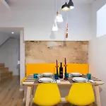 Casa Do Castelo 1- Work Or Relax In The Historic Heart Of Lisbon! Апартаменты *
