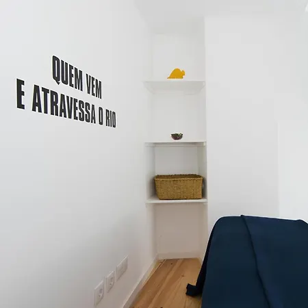 Apartment Casa Do Castelo 1- Work Or Relax In The Historic Heart Of Lisbon!