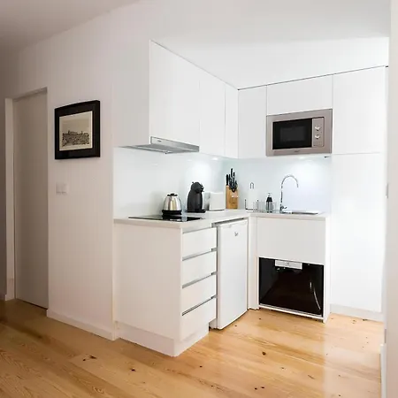 Casa Do Castelo 1- Work Or Relax In The Historic Heart Of Lisbon! * Lissabon