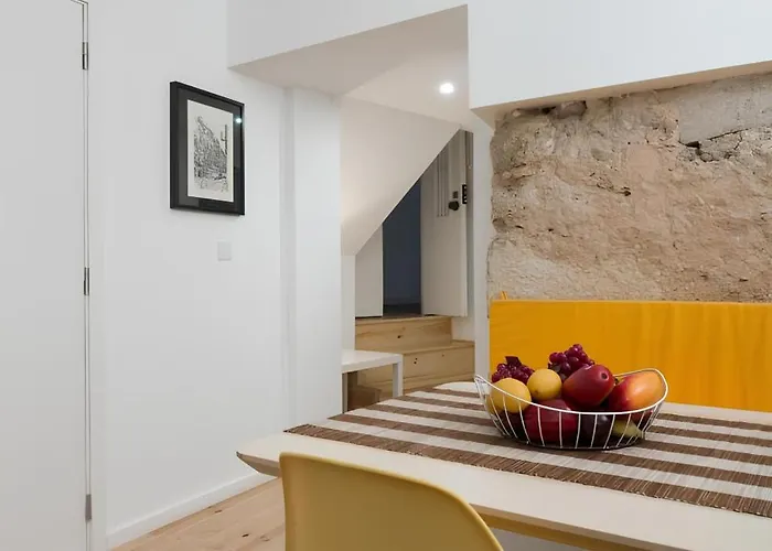 Casa Do Castelo 1- Work Or Relax In The Historic Heart Of Lisbon! شقة